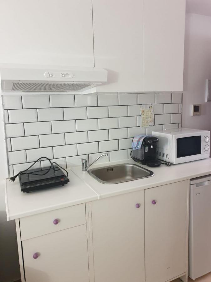 Apartamentos Dona Lola Sevilha Exterior foto
