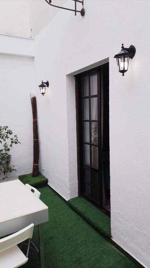 Apartamentos Dona Lola Sevilha Exterior foto
