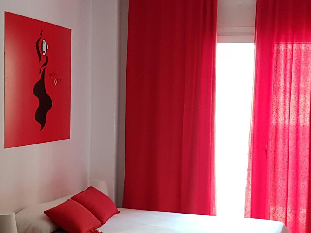 Apartamentos Dona Lola Sevilha Exterior foto