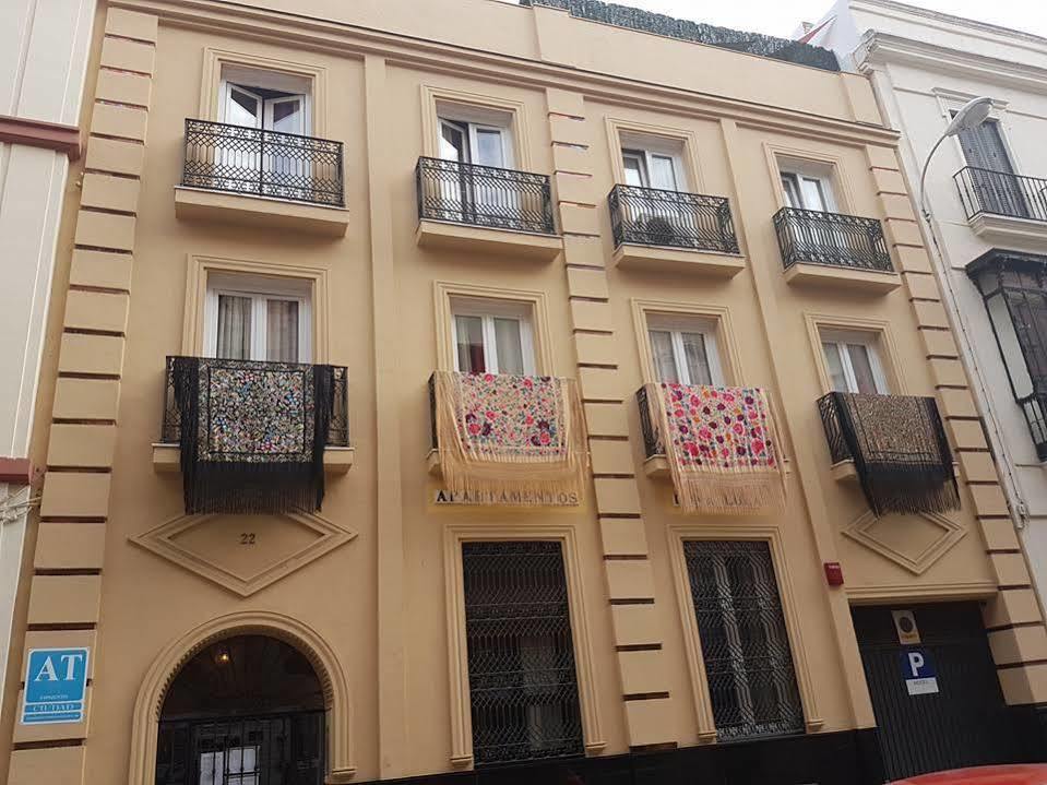 Apartamentos Dona Lola Sevilha Exterior foto