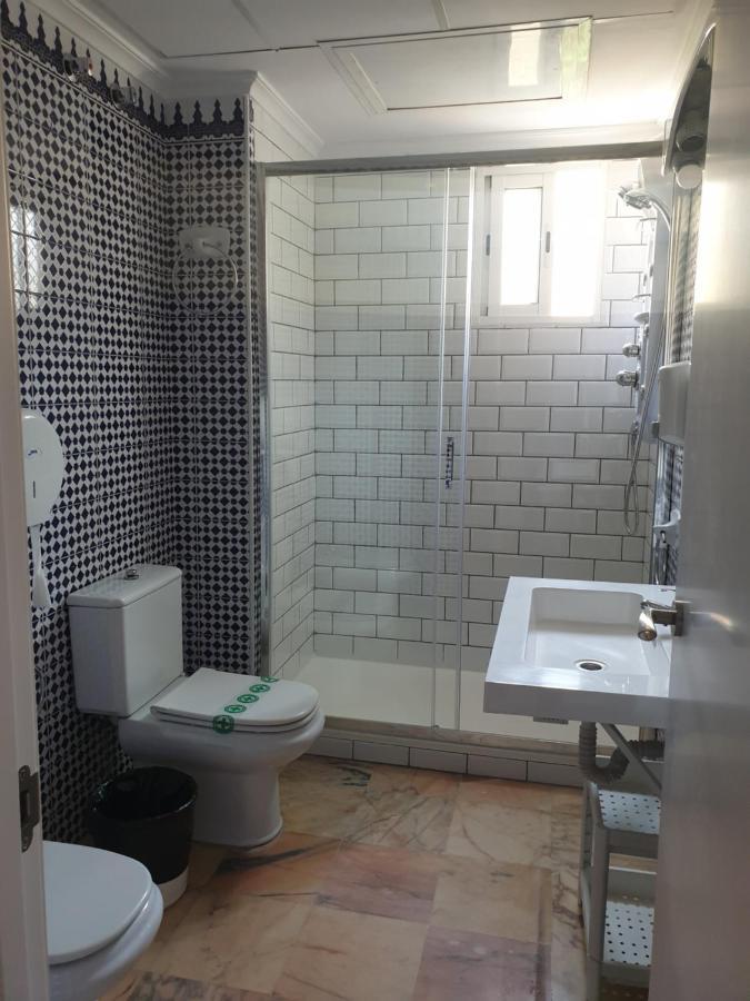 Apartamentos Dona Lola Sevilha Exterior foto